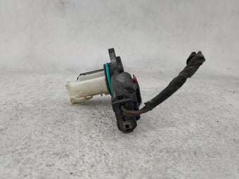 compare product Dodge Ram 2500 Mass Air Flow Meter Maf 1485808