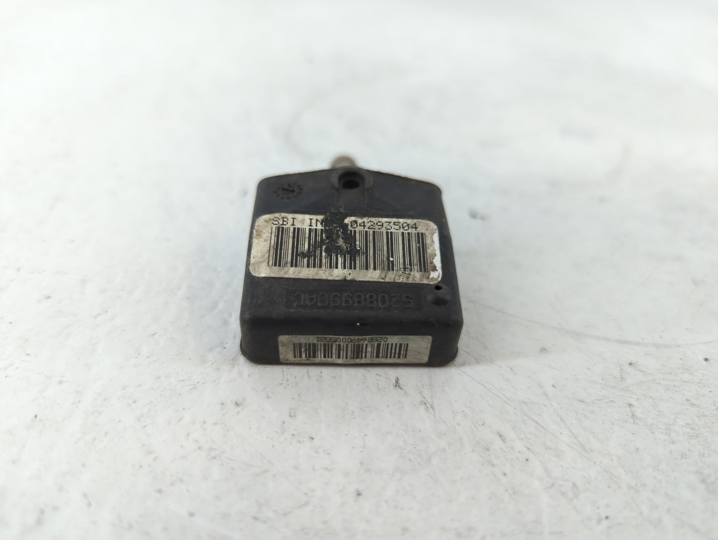 2010 Dodge Viper Tire Pressure Monitoring System Sensor Tpms - Oemusedautoparts1.com