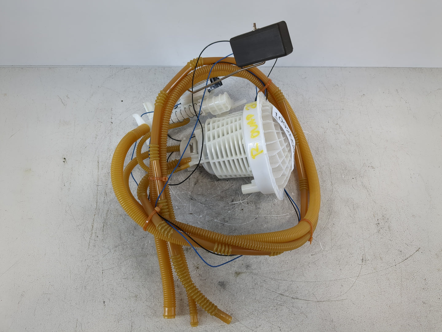 Dodge Charger Charge Electrical Gas Fuel Pump Assembly - Oemusedautoparts1.com