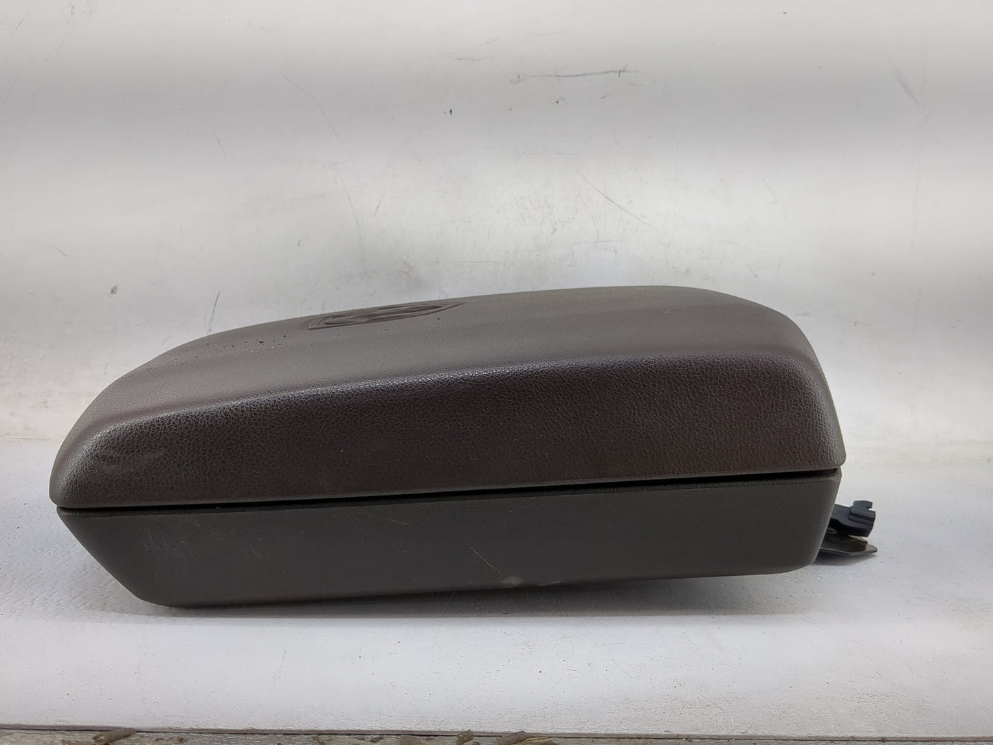 2010 Dodge Ram 1500 Center Console Armrest Cover Lid Fits OEM Used Auto Parts - Oemusedautoparts1.com