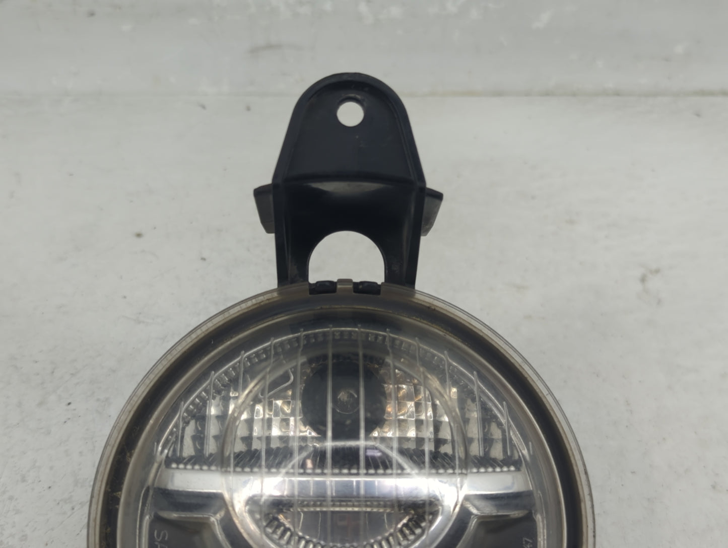 Ford Club Driver Left Oem Fog Light Lamp - Oemusedautoparts1.com