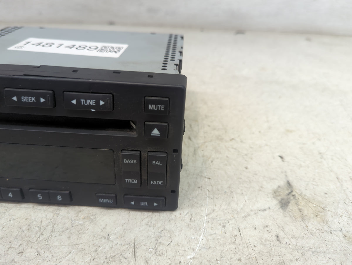 2006-2010 Ford Crown Victoria Radio AM FM Cd Player Receiver Replacement P/N:7W7T-18C869-AA 7W7T-18C808-AA Fits OEM Used Aut