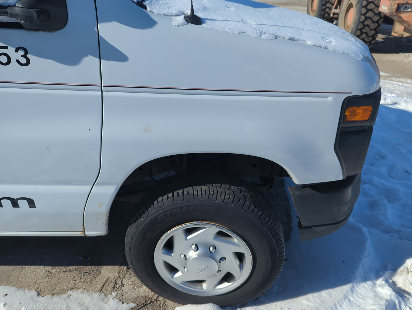 2008-2014 Ford E-150 Passenger Fender - Oemusedautoparts1.com