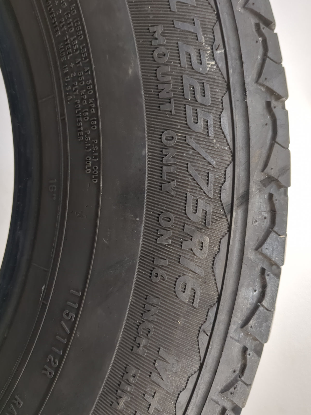 Used Tire LT225/75R16 MASTERCRAFT COURSER LTR 115R - Tread Depth 7/32 - Oemusedautoparts1.com