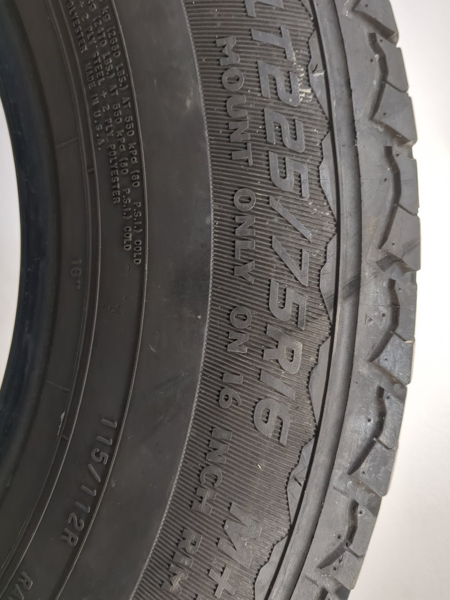 Used Tire LT225/75R16 MASTERCRAFT COURSER LTR 115R - Tread Depth 7/32 - Oemusedautoparts1.com