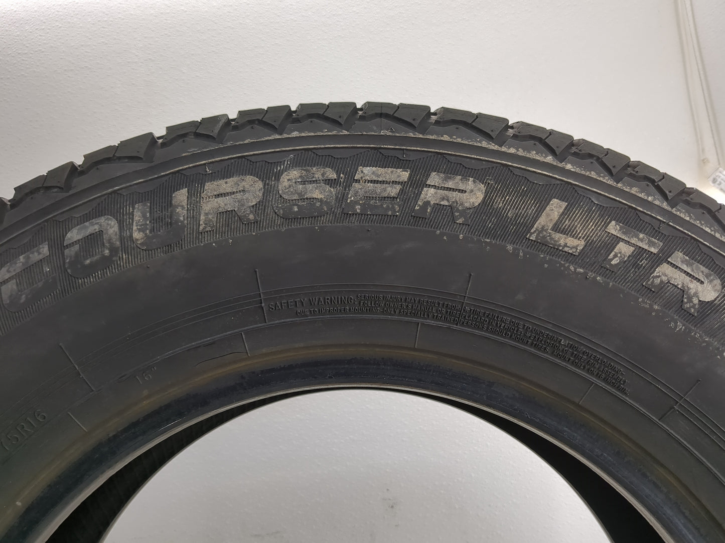 Used Tire LT225/75R16 MASTERCRAFT COURSER LTR 115R - Tread Depth 7/32 - Oemusedautoparts1.com