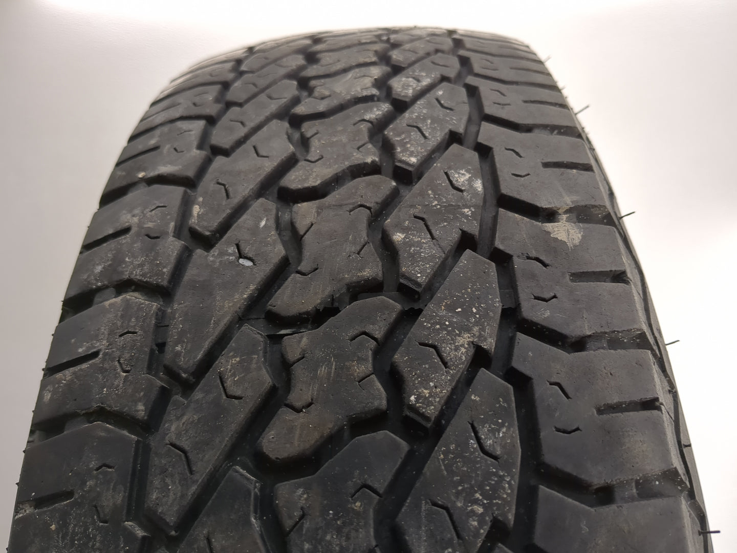 Used Tire LT225/75R16 MASTERCRAFT COURSER LTR 115R - Tread Depth 7/32 - Oemusedautoparts1.com