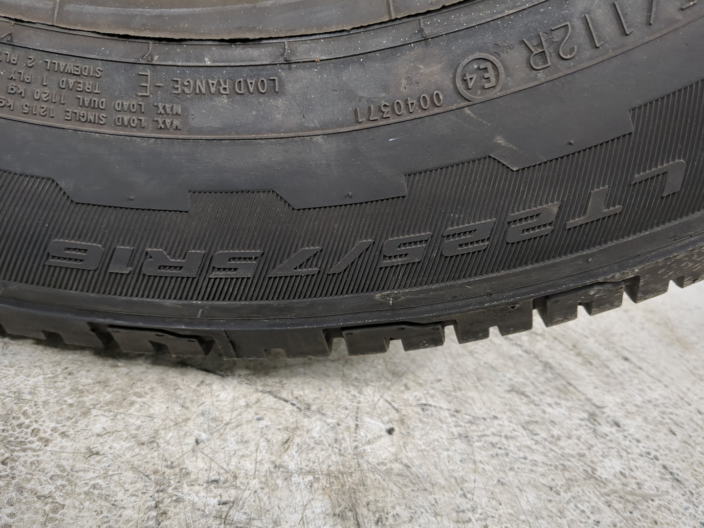 Used Tire LT225/75R16 MASTERCRAFT COURSER AP 115R - Tread Depth 8/32 - Oemusedautoparts1.com