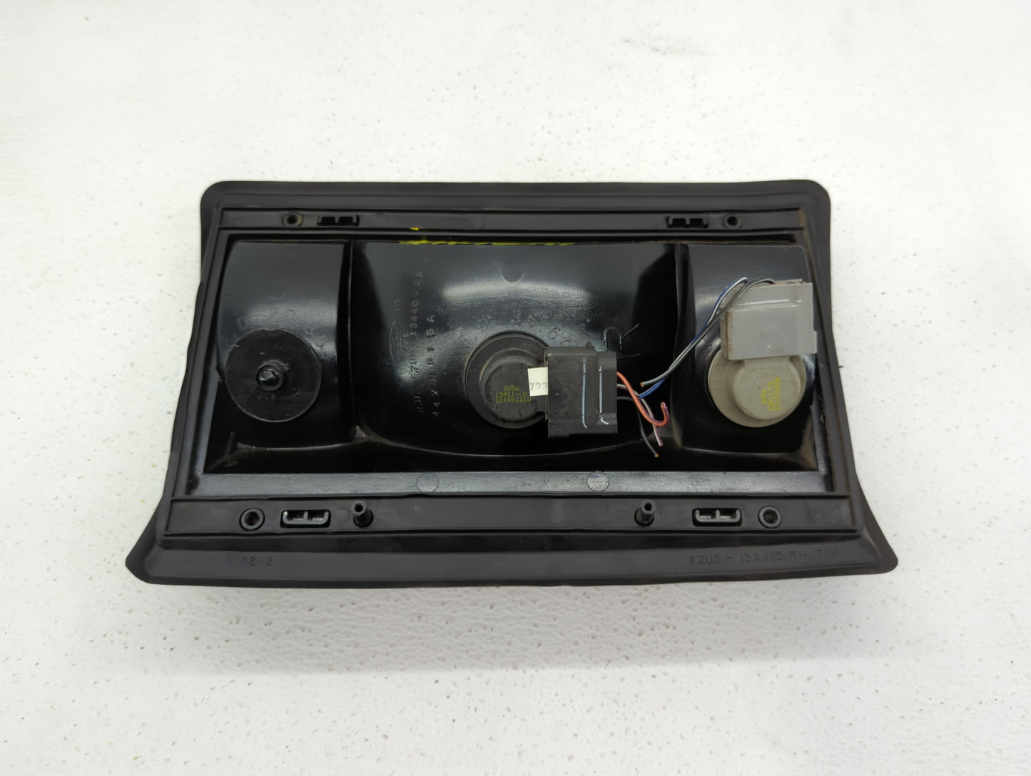 2005-2014 Ford E-250 Tail Light Assembly Passenger Right OEM P/N:F7UB-13440-AA Fits OEM Used Auto Parts - Oemusedautoparts1.