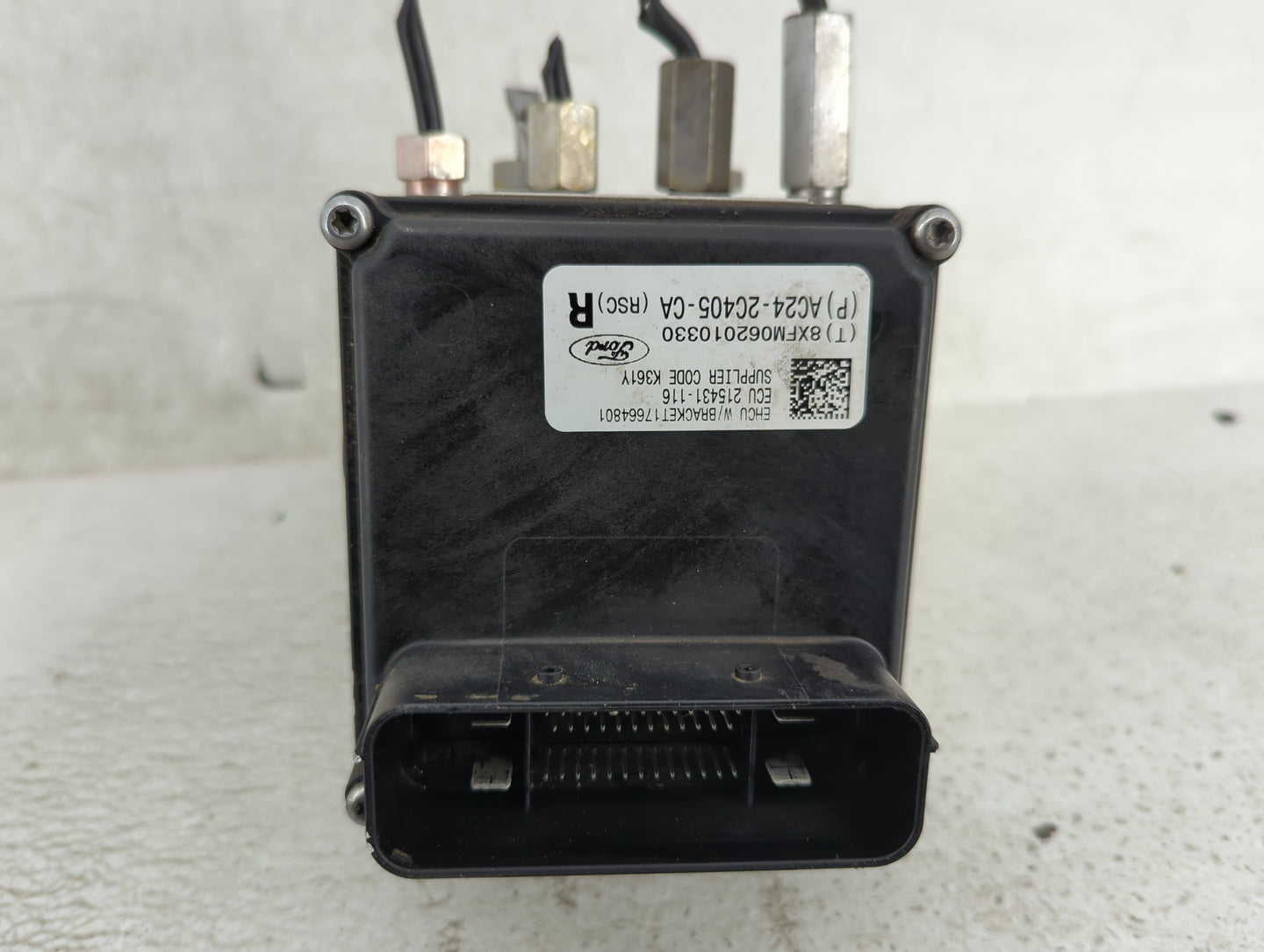 2009-2010 Ford E-350 Super Duty ABS Pump Control Module Replacement Fits Fits 2009 2010 OEM Used Auto Parts - Oemusedautopar
