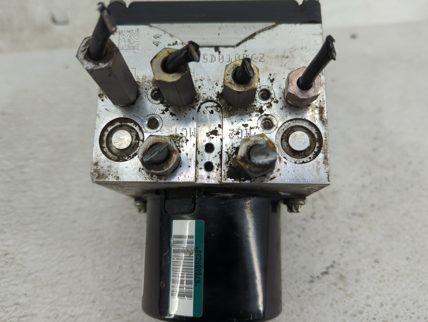 2009-2010 Ford E-350 Super Duty ABS Pump Control Module Replacement Fits Fits 2009 2010 OEM Used Auto Parts - Oemusedautopar