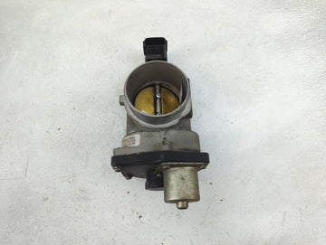 2005-2016 Ford E-350 Super Duty Throttle Body P/N:AG1E-9E928-AA Fits OEM Used Auto Parts - Oemusedautoparts1.com