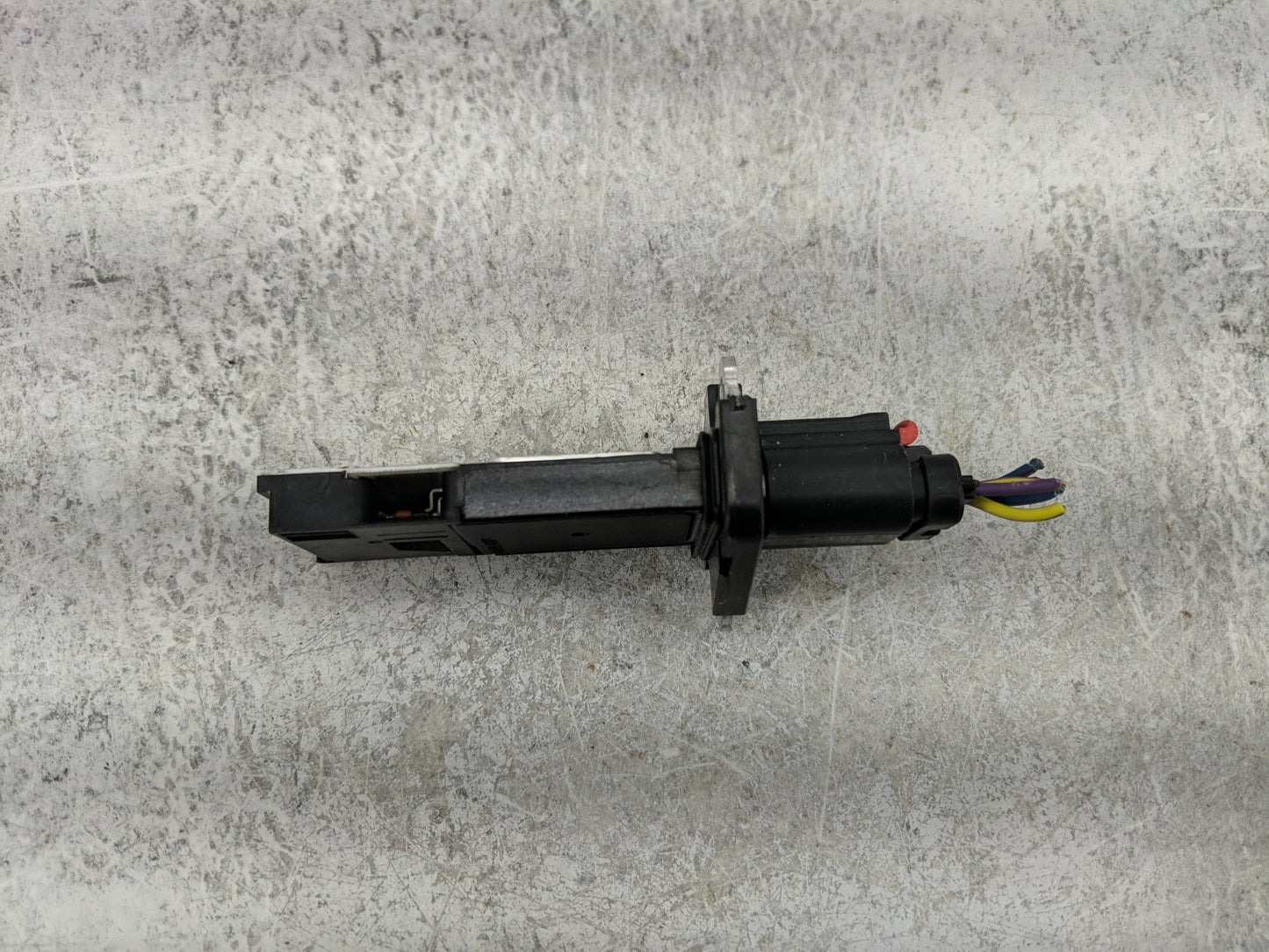 Ford E150 Mass Air Flow Meter Maf - Oemusedautoparts1.com