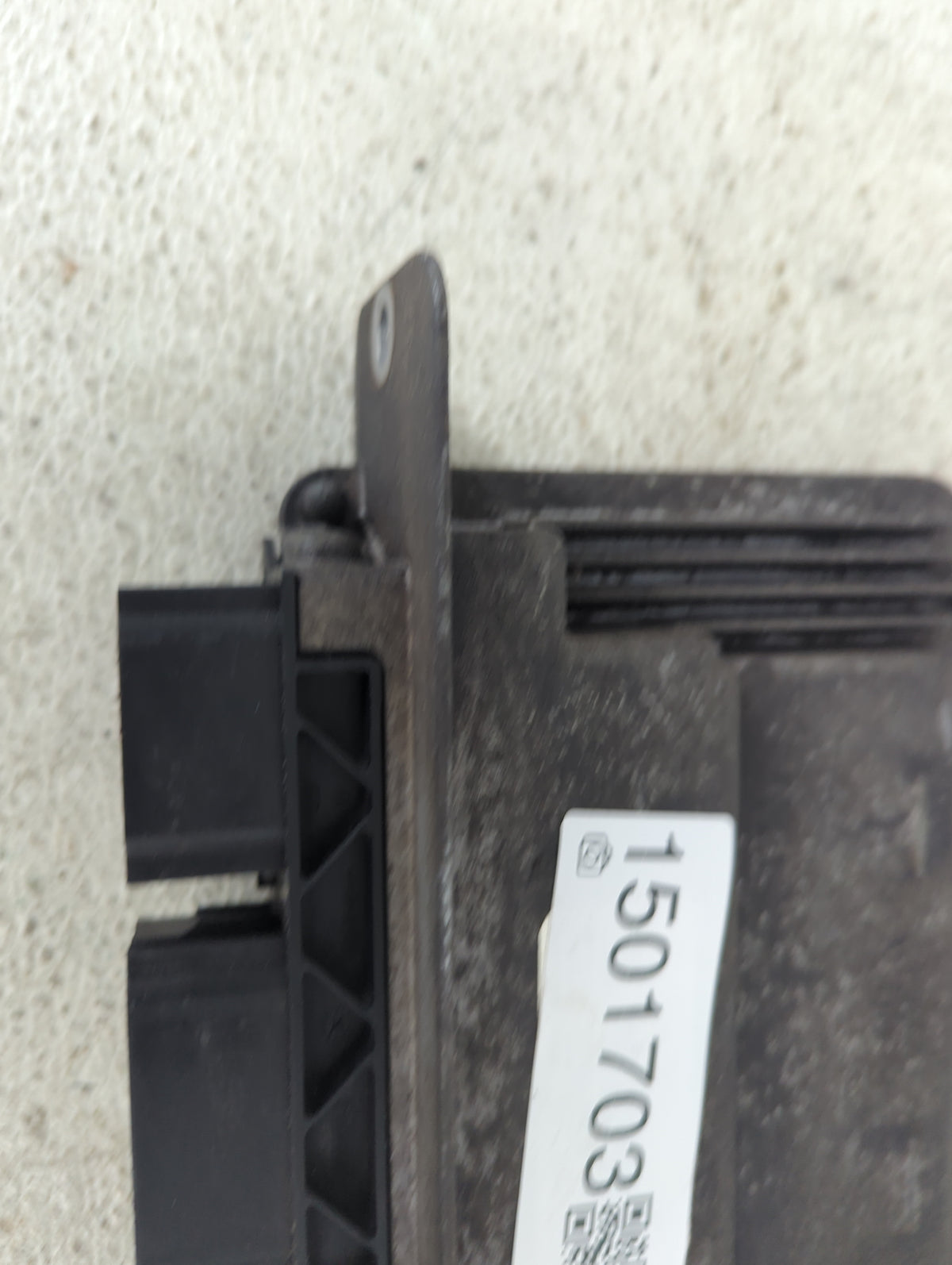 2010 Ford E150 PCM Engine Control Computer ECU ECM PCU OEM P/N:AC2A-12A650-BC 0261S05511, 9C2A-12B684-AD Fits Fits 2009 2011