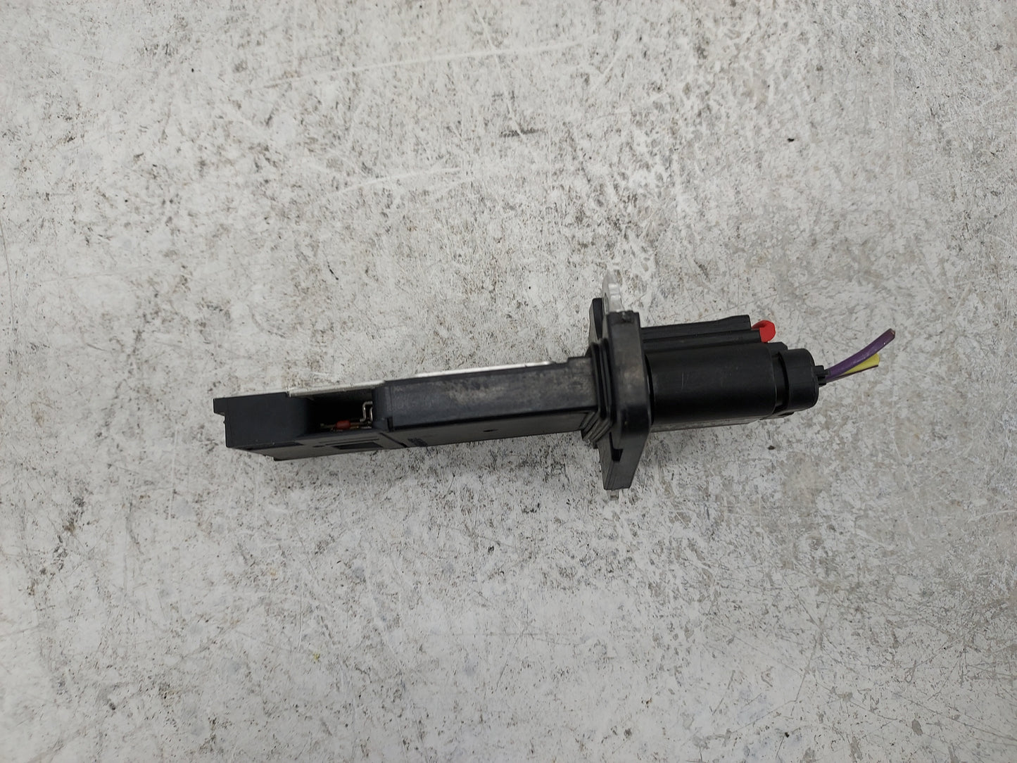 Ford E250 Mass Air Flow Meter Maf 1486893 - Oemusedautoparts1.com
