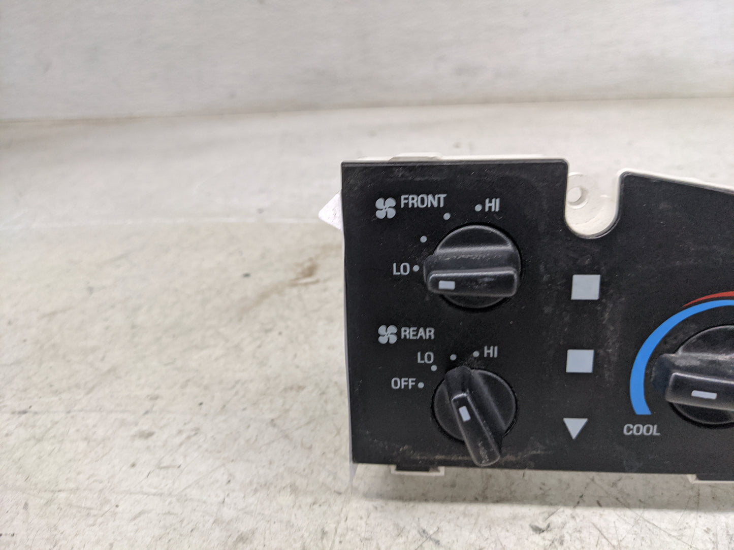 2010 Ford E350 Climate Control Module Temperature AC/Heater Replacement Fits OEM Used Auto Parts - Oemusedautoparts1.com
