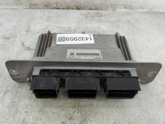 compare product 2010 Ford E350sd PCM Engine Control Computer ECU ECM PCU OEM P/N:S66FF 0261S05514, AC2A-12A650-CC Fits OEM Used Auto Parts