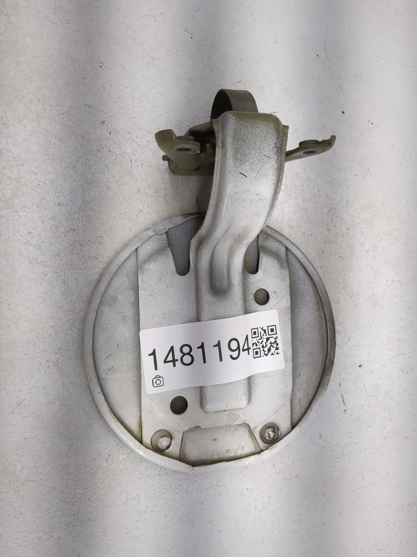 2010 Ford E350sd Fuel Tank Door Lid Gas Tank White - Oemusedautoparts1.com