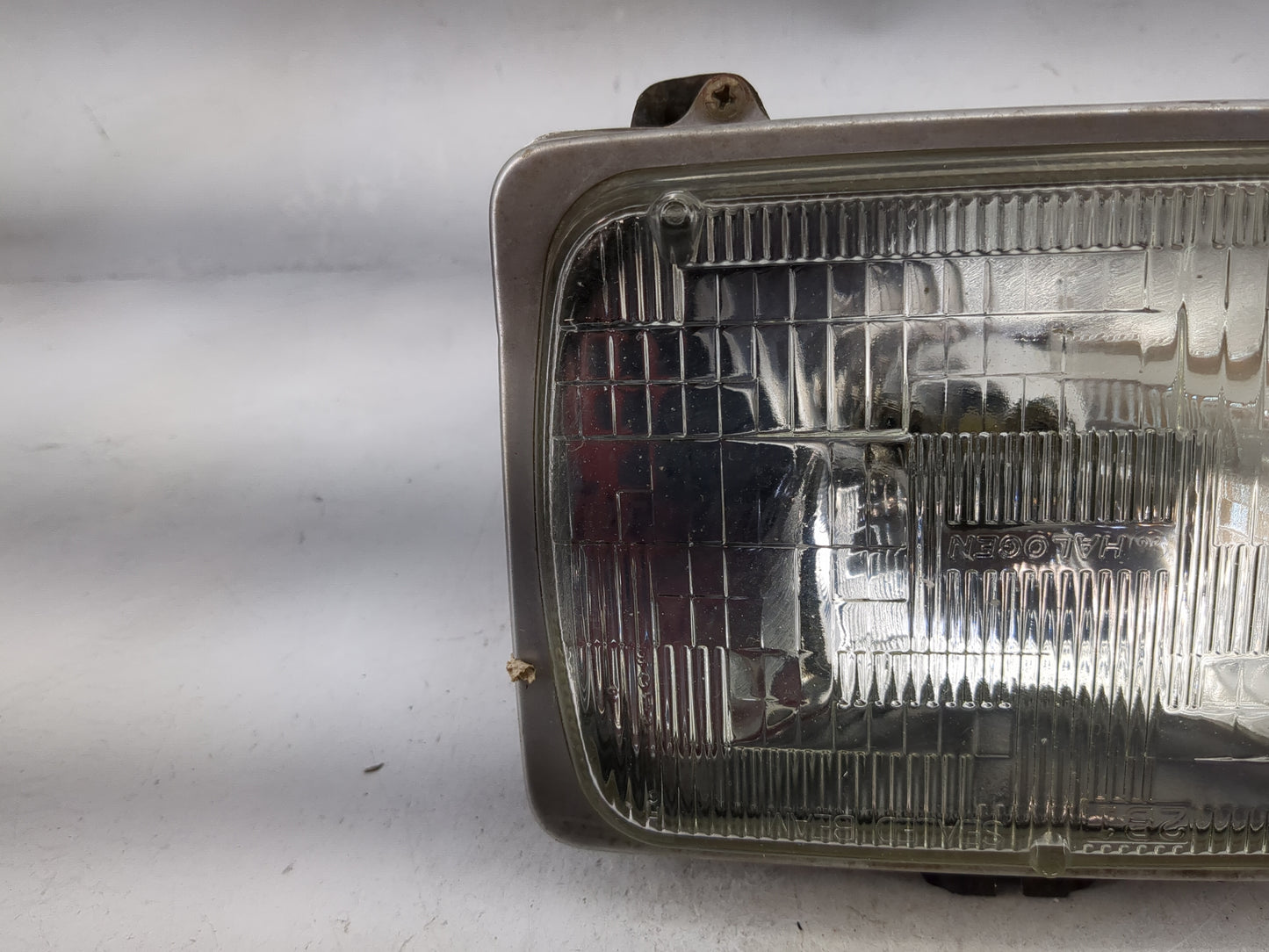 2010 Ford E350sd Driver Left Oem Head Light Headlight Lamp - Oemusedautoparts1.com