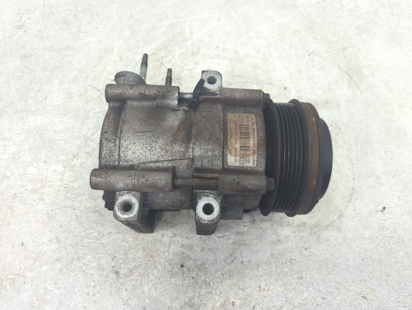 Ford Econoline Air Conditioning A/c Ac Compressor Oem - Oemusedautoparts1.com
