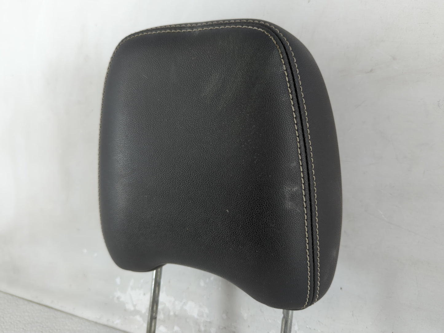 2009-2010 Ford Edge Headrest Head Rest Front Driver Passenger Seat Fits Fits 2009 2010 OEM Used Auto Parts - Oemusedautopart