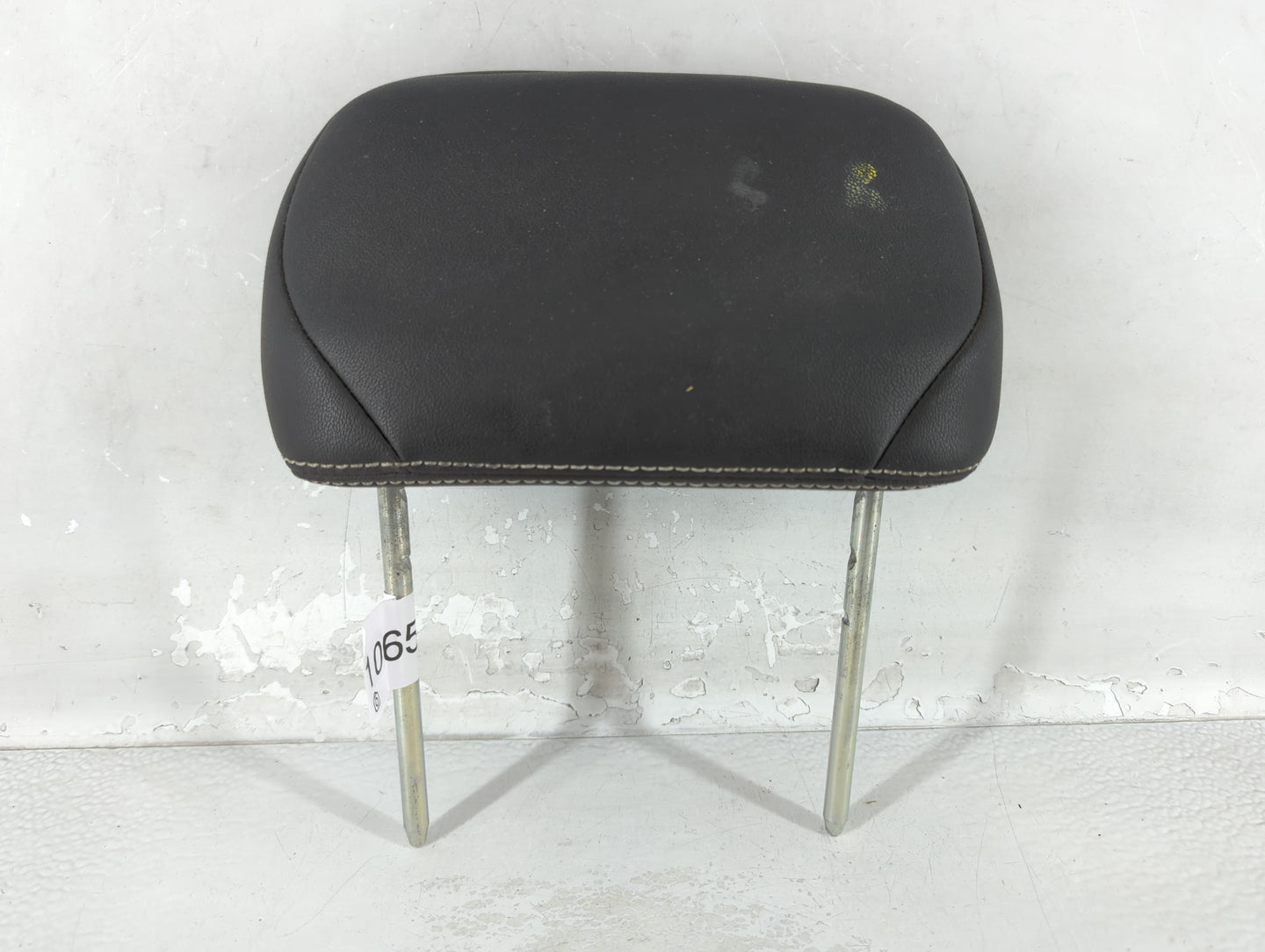 2008-2010 Ford Edge Headrest Head Rest Front Driver Passenger Seat Fits Fits 2008 2009 2010 OEM Used Auto Parts - Oemusedaut