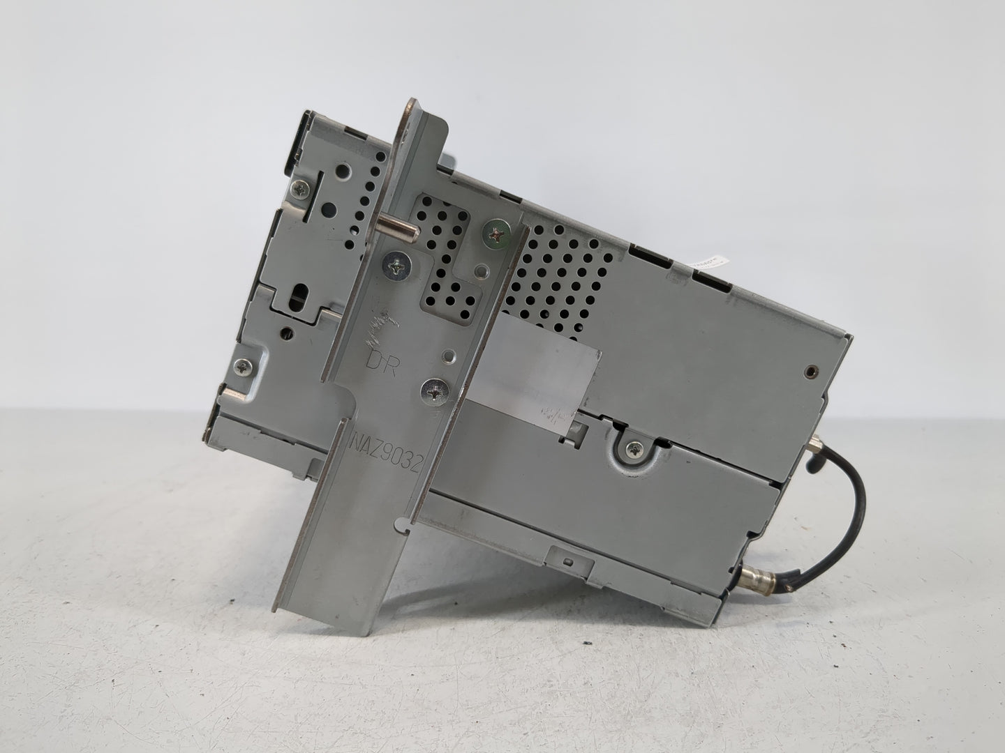 2008-2010 Ford Edge Radio AM FM Cd Player Receiver Replacement P/N:UQW1317 Fits Fits 2008 2009 2010 OEM Used Auto Parts - Oe