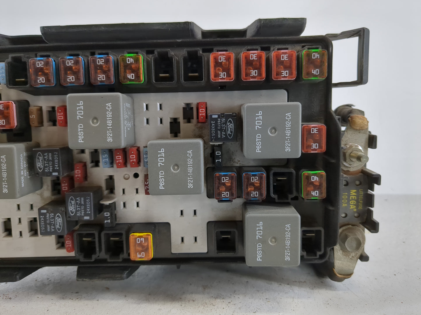 2007-2010 Ford Edge Fusebox Fuse Box Panel Relay Module P/N:7T4T-14A003-AA Fits Fits 2007 2008 2009 2010 OEM Used Auto Parts