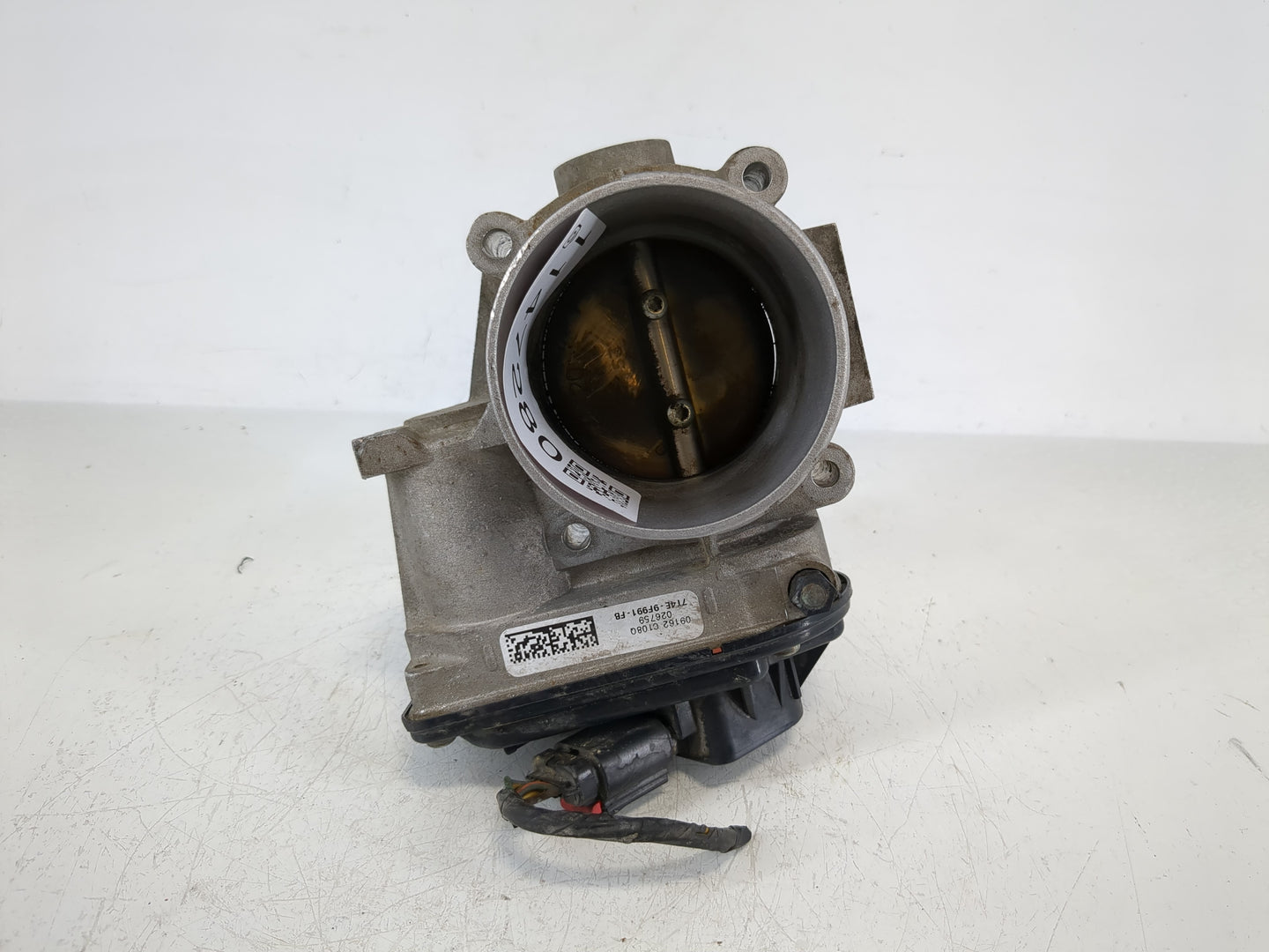 2007-2010 Ford Edge Throttle Body P/N:9T4E-9F991-FB Fits Fits 2007 2008 2009 2010 2011 2012 2013 2014 OEM Used Auto Parts - 