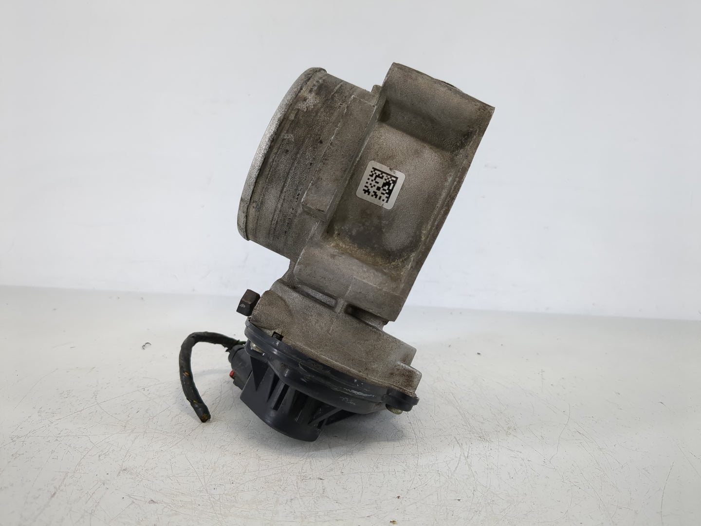 2007-2010 Ford Edge Throttle Body P/N:9T4E-9F991-FB Fits Fits 2007 2008 2009 2010 2011 2012 2013 2014 OEM Used Auto Parts - 