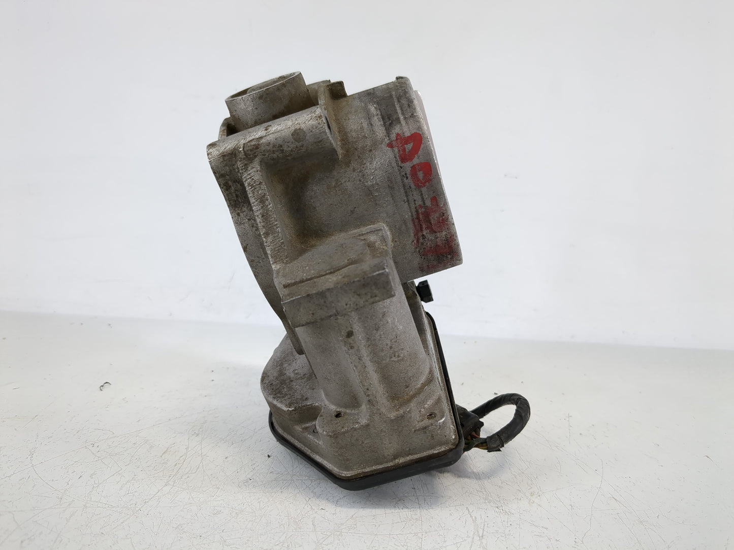 2007-2010 Ford Edge Throttle Body P/N:9T4E-9F991-FB Fits Fits 2007 2008 2009 2010 2011 2012 2013 2014 OEM Used Auto Parts - 