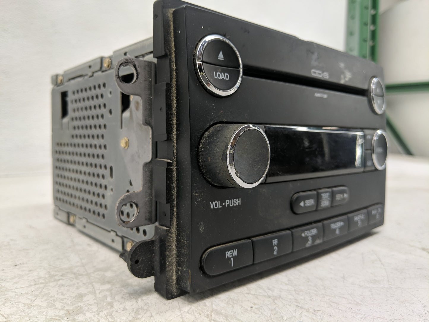 2010 Ford Edge Radio AM FM Cd Player Receiver Replacement P/N:8T4T-18C815-FF 28234385 Fits OEM Used Auto Parts - Oemusedauto