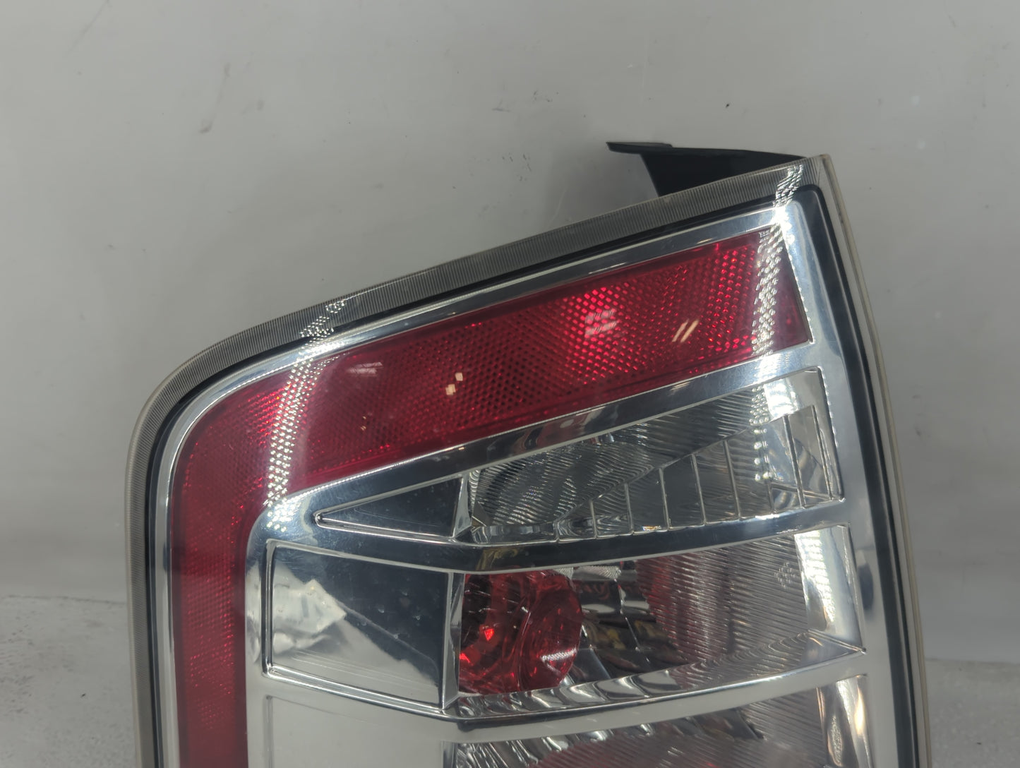 2007-2010 Ford Edge Tail Light Assembly Driver Left OEM P/N:7T43-13B505-A Fits Fits 2007 2008 2009 2010 OEM Used Auto Parts 