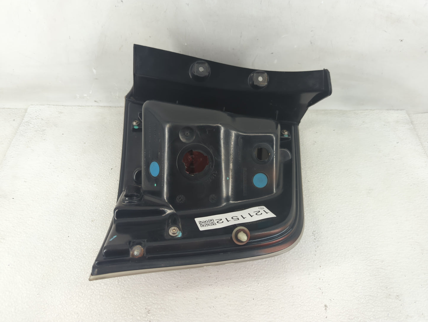 2007-2010 Ford Edge Tail Light Assembly Driver Left OEM P/N:7T43-13B505-A Fits Fits 2007 2008 2009 2010 OEM Used Auto Parts 