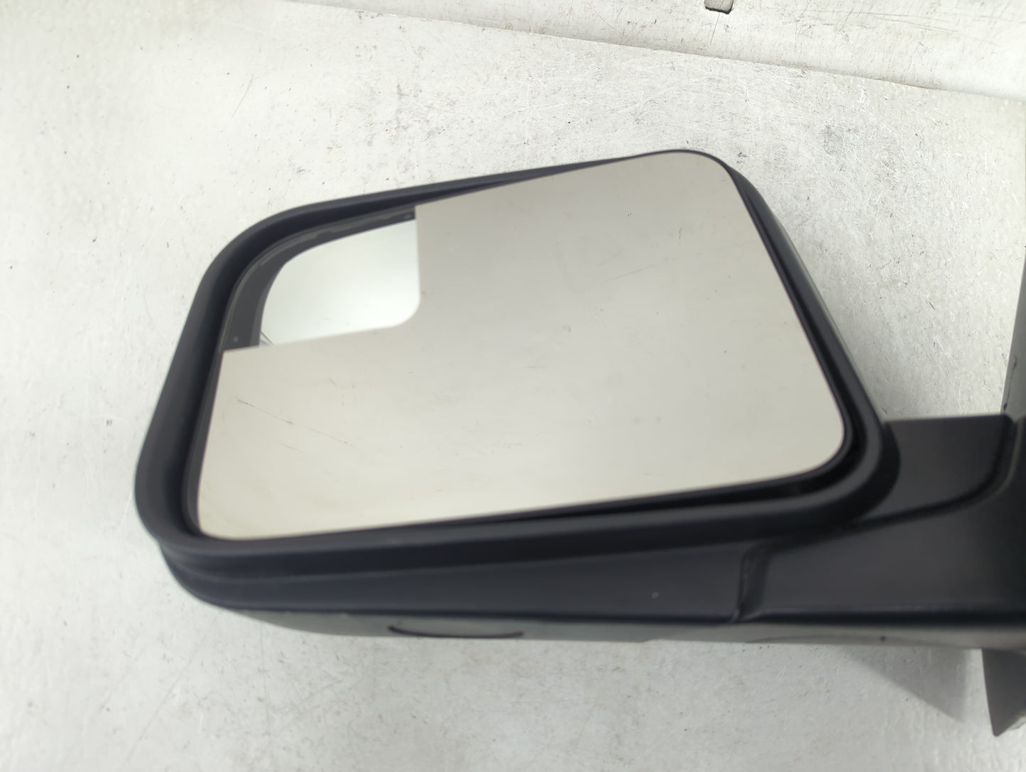 2009-2010 Ford Edge Driver Side View Mirror - Left Door Mirror OEM Used - Oemusedautoparts1.com