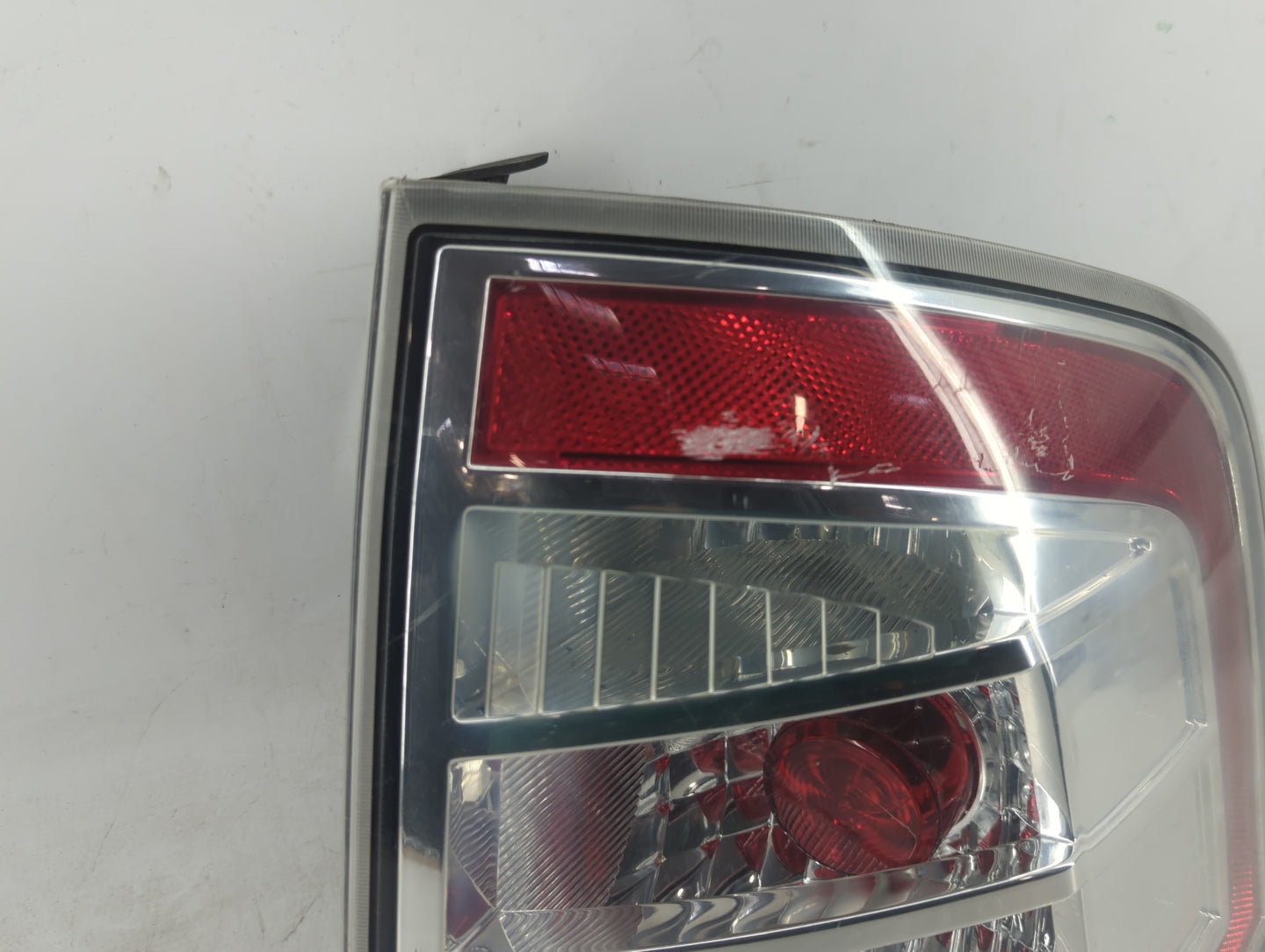 2007-2010 Ford Edge Tail Light Assembly Passenger Right OEM Fits Fits 2007 2008 2009 2010 OEM Used Auto Parts - Oemusedautop
