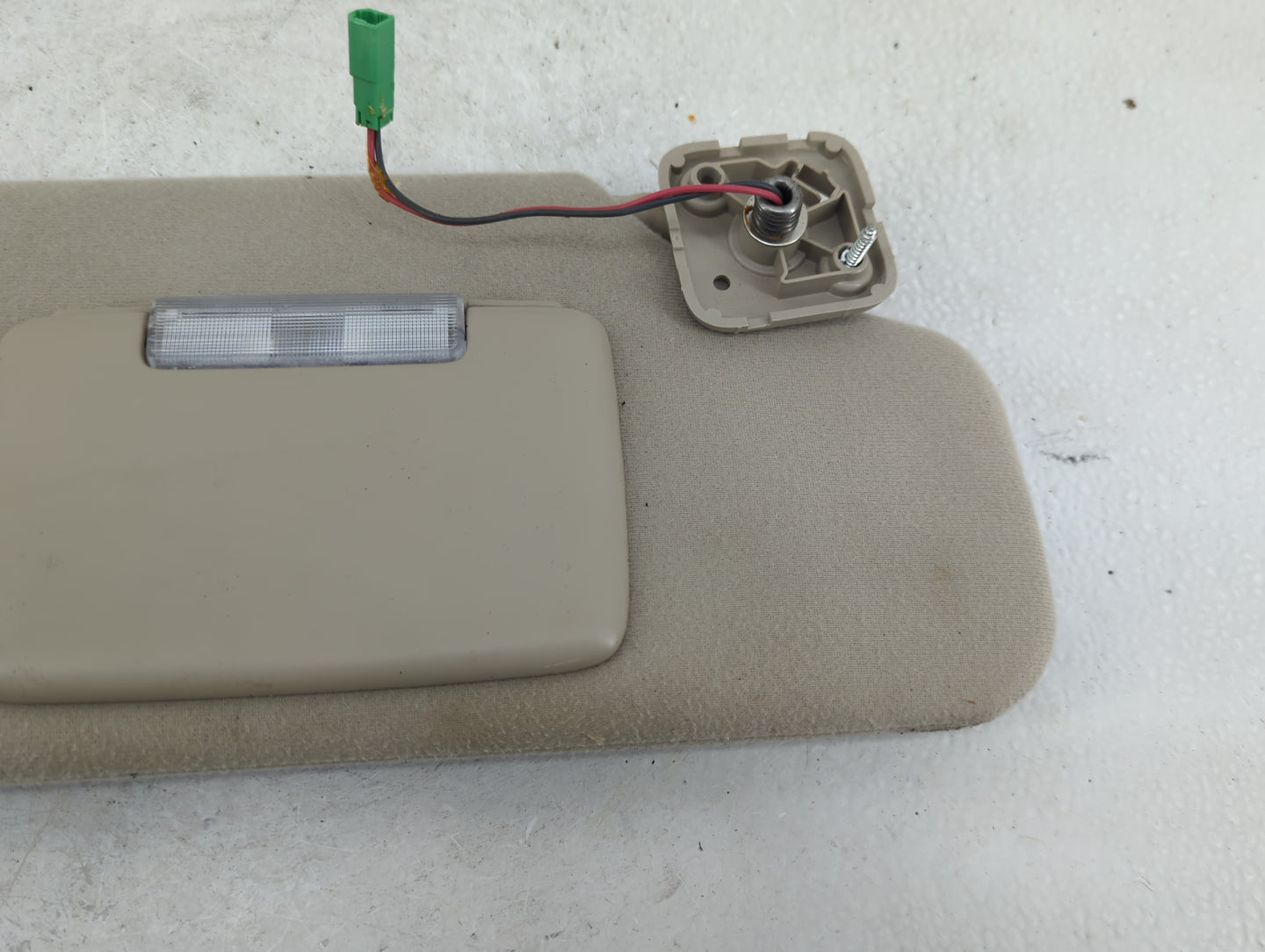 2007-2010 Ford Edge Sun Visor Shade Replacement Passenger Right Mirror Fits Fits 2007 2008 2009 2010 OEM Used Auto Parts - O