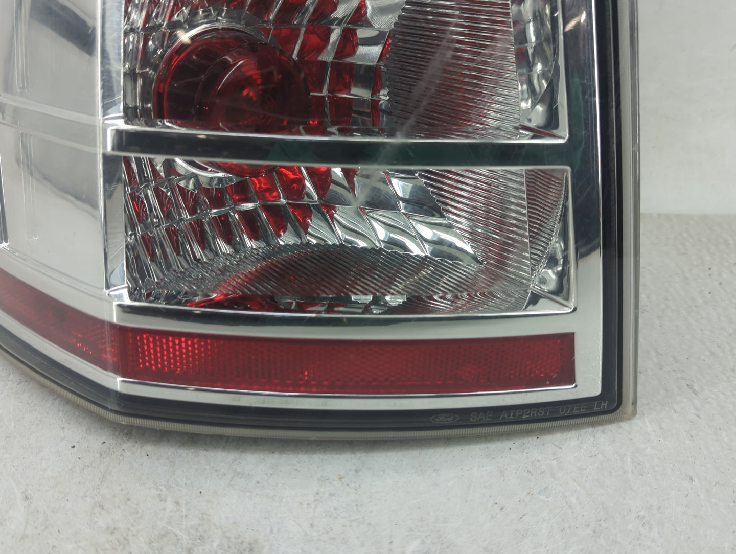 2007-2010 Ford Edge Tail Light Assembly Driver Left OEM Fits Fits 2007 2008 2009 2010 OEM Used Auto Parts - Oemusedautoparts
