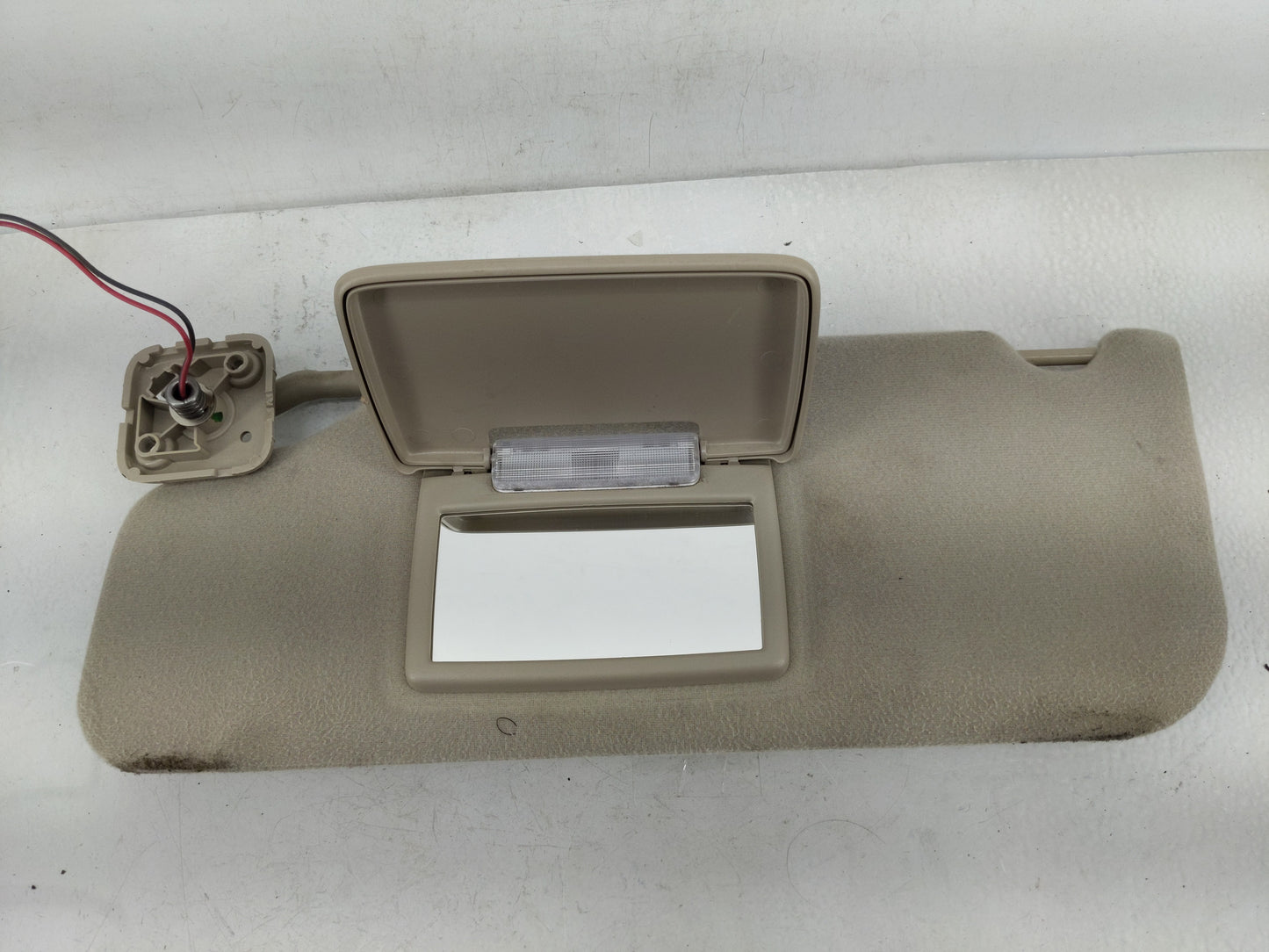 2007-2010 Ford Edge Sun Visor Shade Replacement Passenger Right Mirror Fits Fits 2007 2008 2009 2010 OEM Used Auto Parts - O