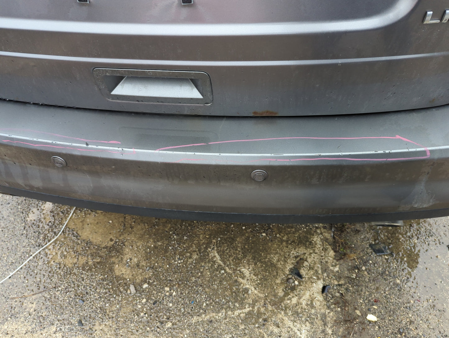 2007-2010 Ford Edge Rear Bumper Assembly Oem 1297679 - Oemusedautoparts1.com