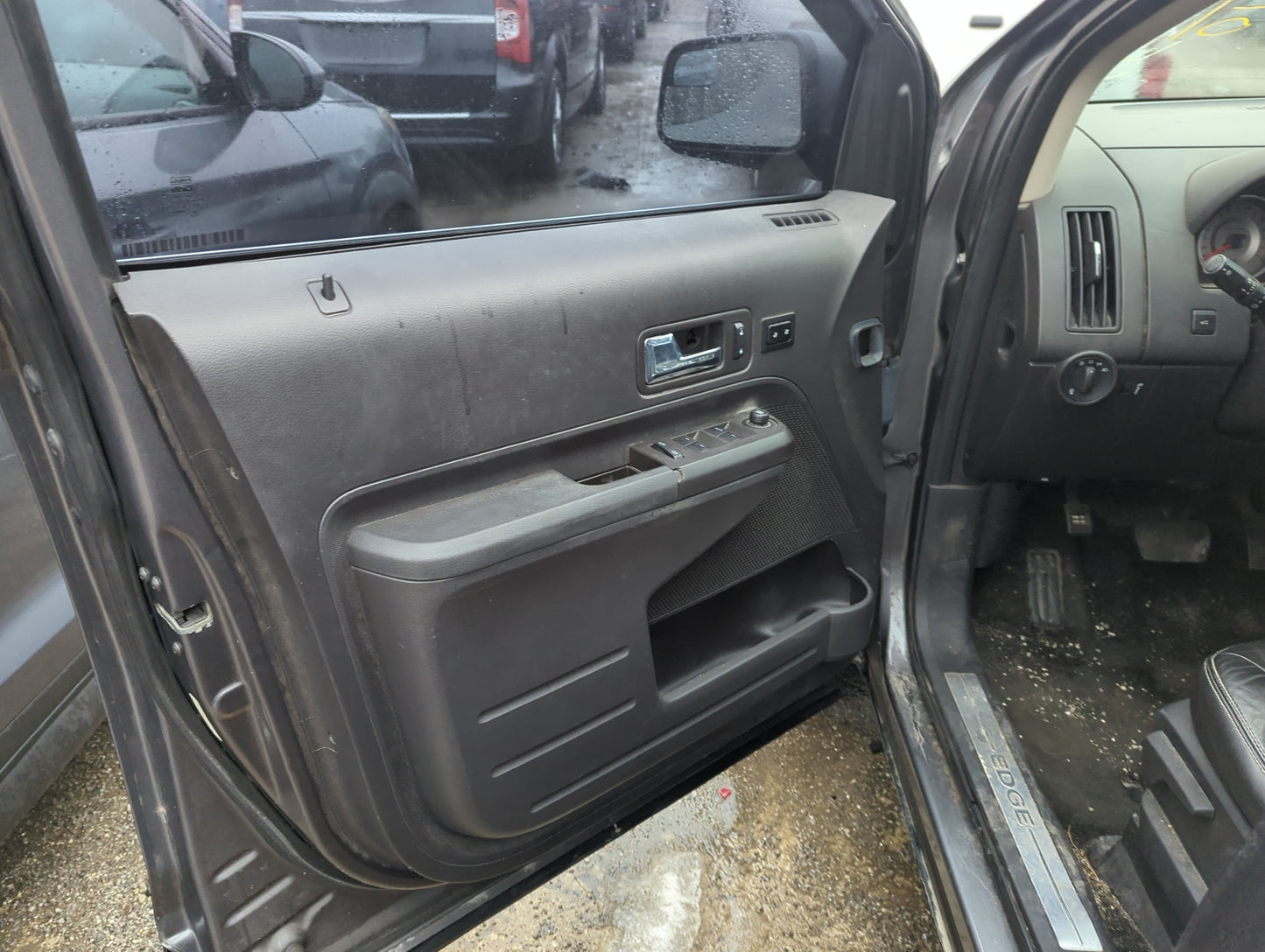 2010 Ford Edge Front Left Driver Interior Door Panel Trim 1297739 - Oemusedautoparts1.com