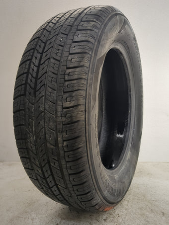 compare product Used Tire 245/60R18 PHANTOM C-SPORT 105V - Tread Depth 11.5/32