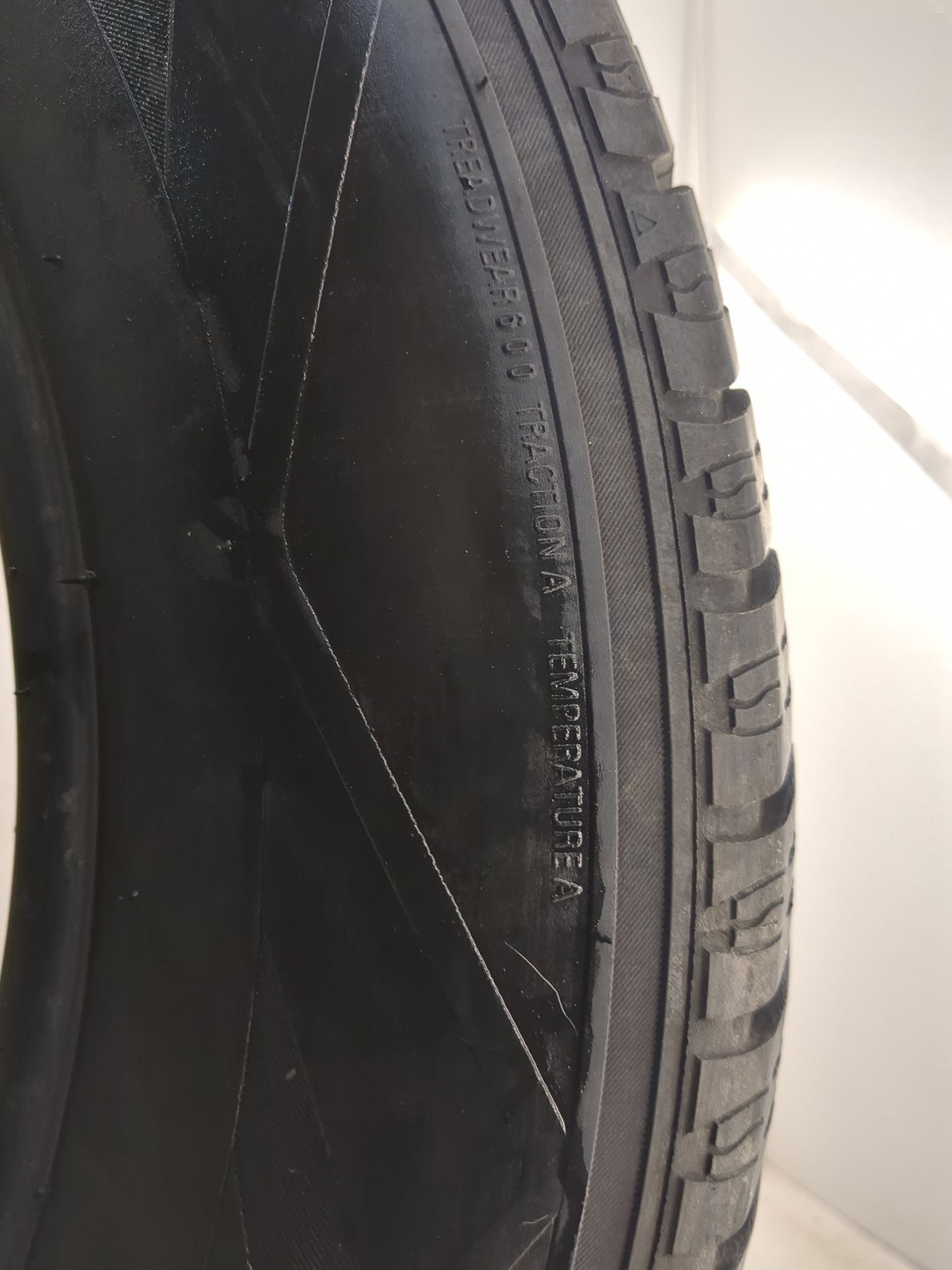 Used Tire 245/60R18 PHANTOM C-SPORT 105V - Tread Depth 10/32 - Oemusedautoparts1.com