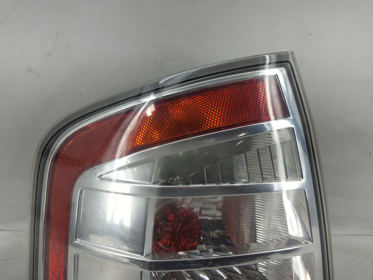2009-2010 Ford Edge Tail Light Assembly Driver Left OEM P/N:9T43-13B505-B Fits Fits 2009 2010 OEM Used Auto Parts - Oemuseda