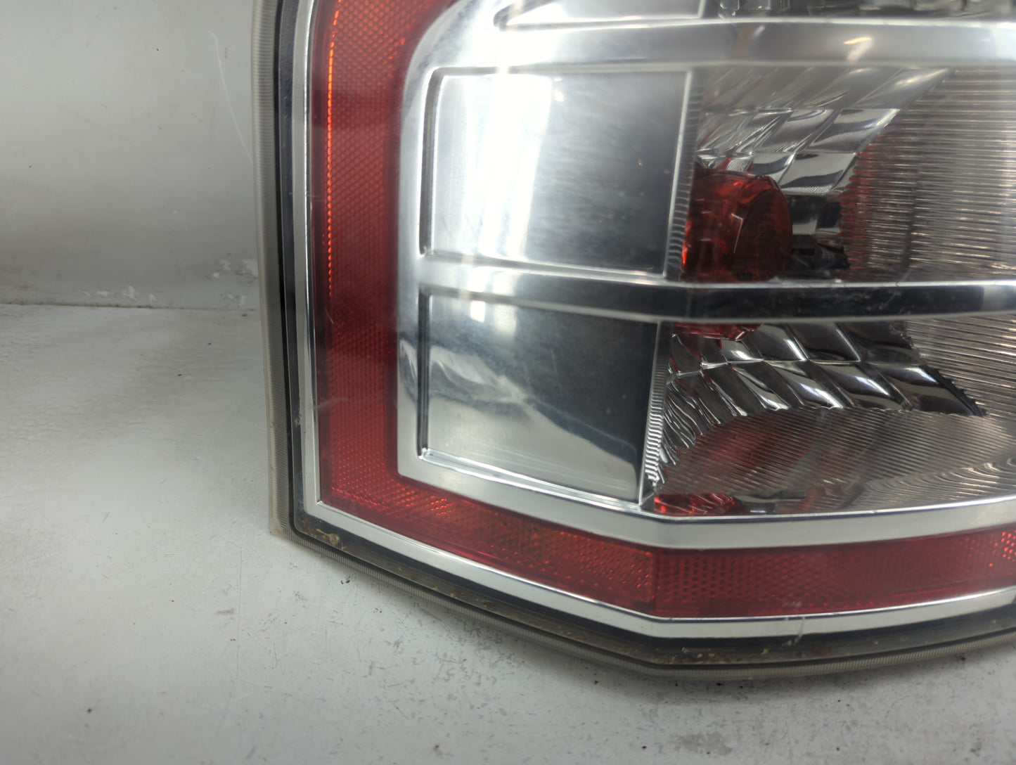 2009-2010 Ford Edge Tail Light Assembly Driver Left OEM P/N:9T43-13B505-B Fits Fits 2009 2010 OEM Used Auto Parts - Oemuseda