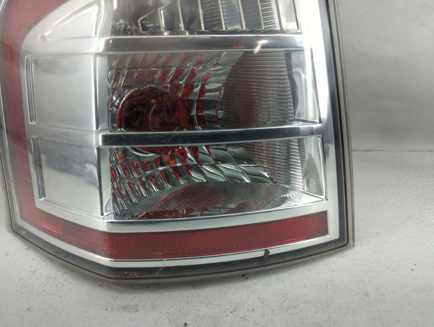 2009-2010 Ford Edge Tail Light Assembly Driver Left OEM P/N:9T43-13B505-B Fits Fits 2009 2010 OEM Used Auto Parts - Oemuseda