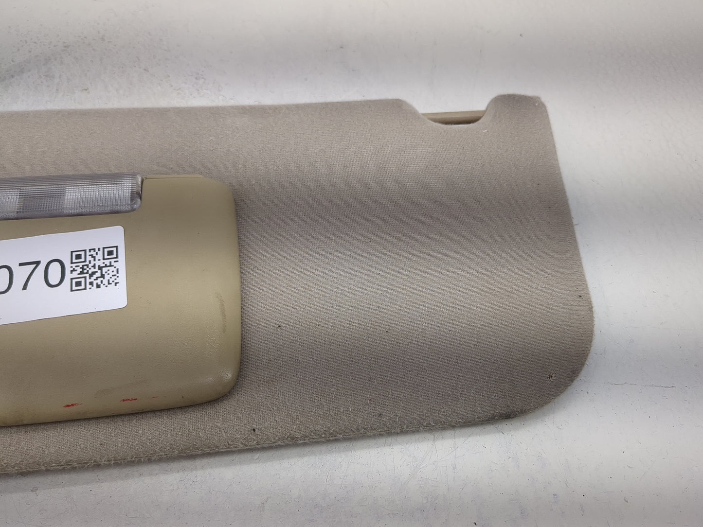 2007-2010 Ford Edge Sun Visor Shade Replacement Driver Left Mirror Fits Fits 2007 2008 2009 2010 OEM Used Auto Parts - Oemus