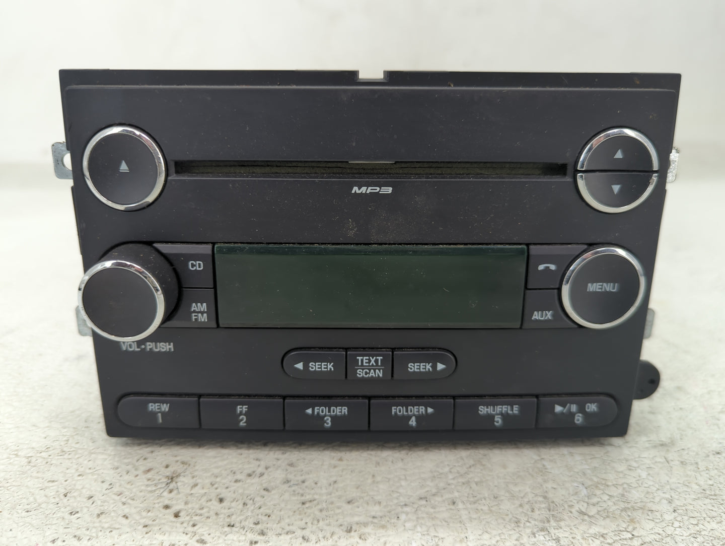 2009-2010 Ford Edge Radio AM FM Cd Player Receiver Replacement P/N:9T4T-18C869-AB Fits Fits 2009 2010 OEM Used Auto Parts - 