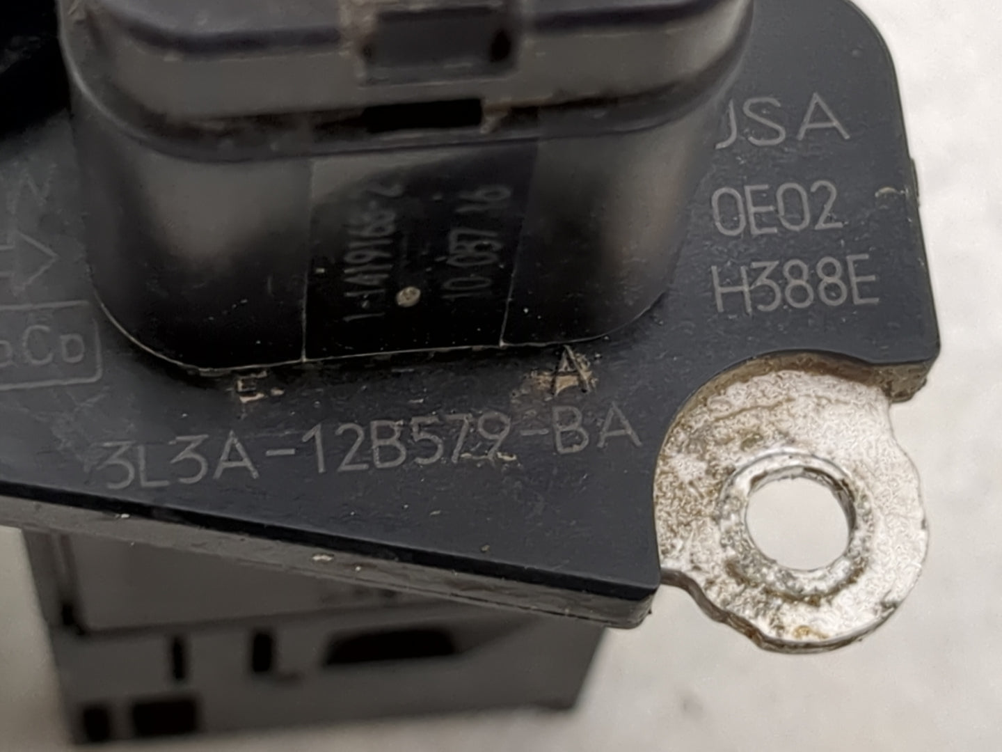 2007-2014 Ford Edge Mass Air Flow Meter Maf 1486331 - Oemusedautoparts1.com