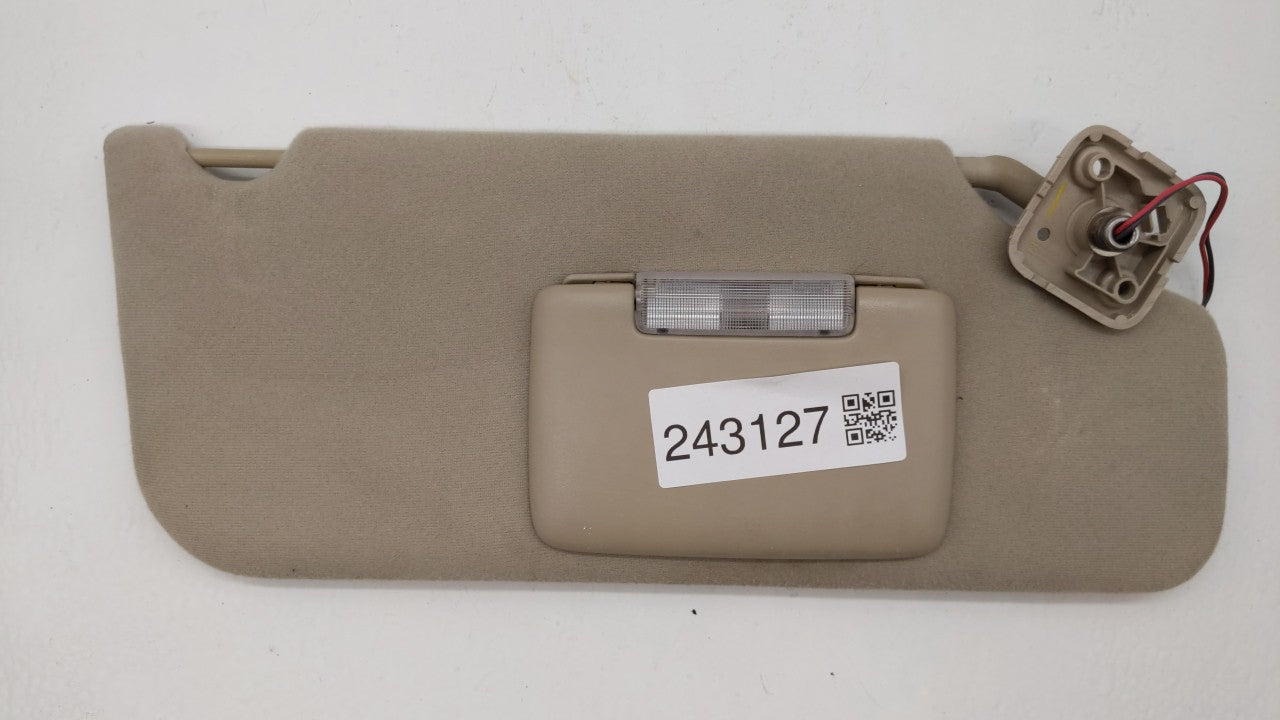 2007-2010 Ford Edge Sun Visor Shade Replacement Passenger Right Mirror Fits Fits 2007 2008 2009 2010 OEM Used Auto Parts - O